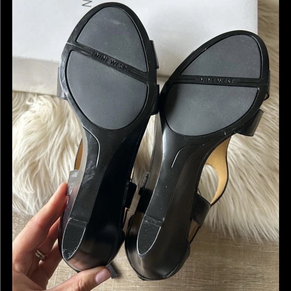 Nine West Ramp Up Wedge Sandals Shoes Women’s 8.5 M  Black Leather Zip NEW + Box - Picture 6 of 10